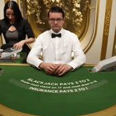 Salon Privé Blackjack C Evolution game cover